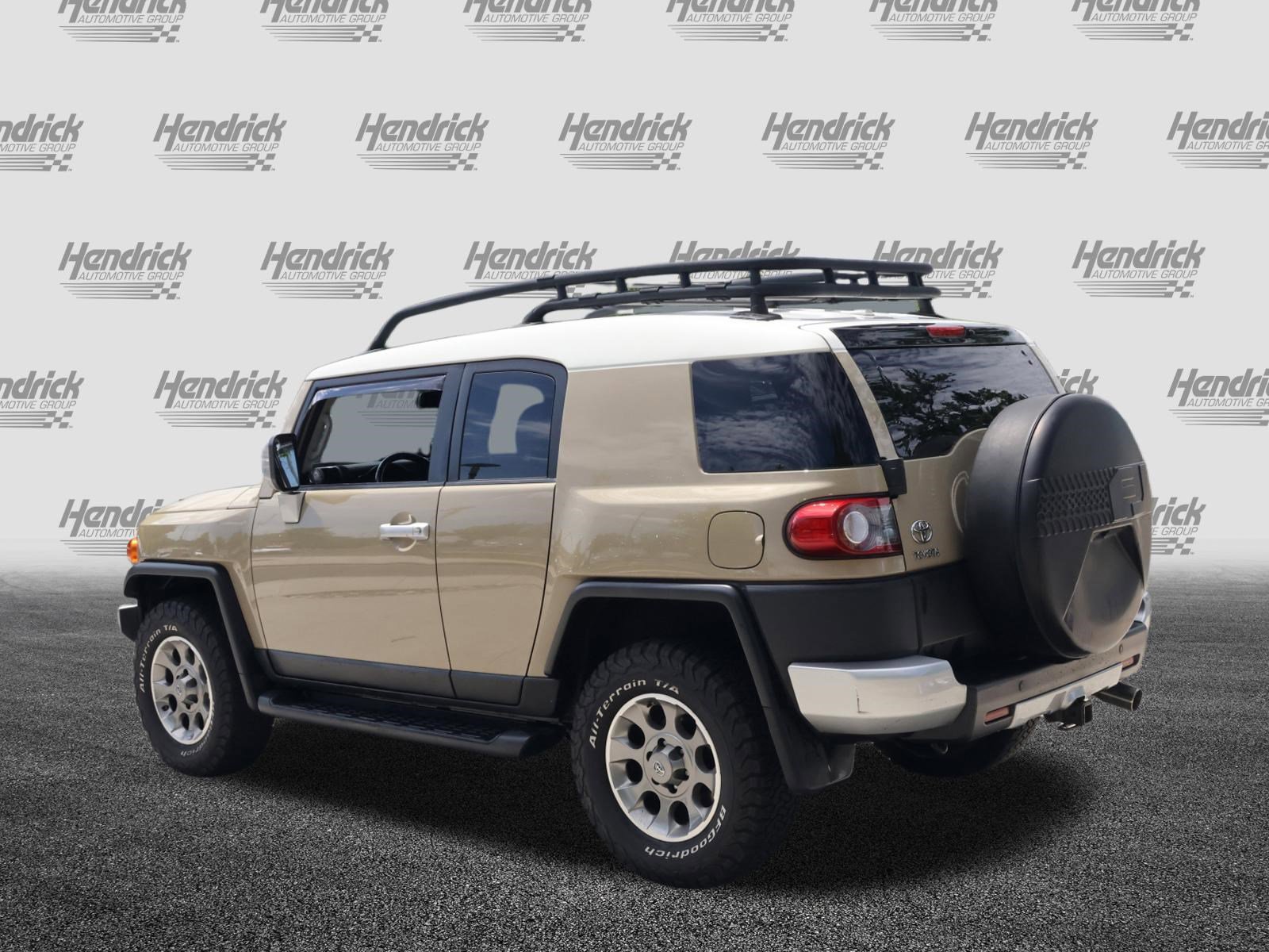 Used 2012 Toyota FJ Cruiser 4WD w/ Upgrade Pkg image 7
