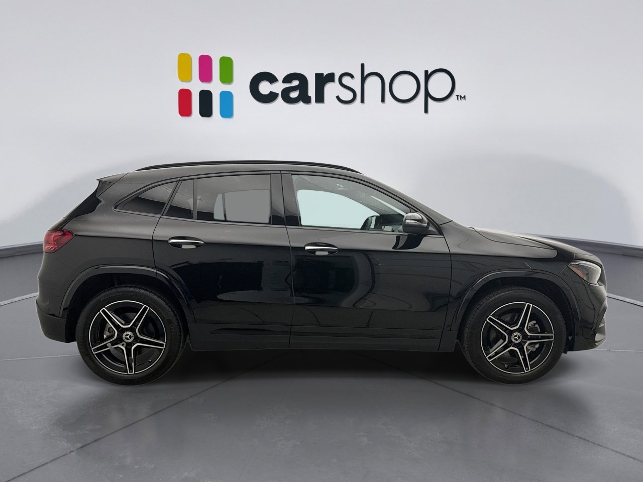 Used 2025 Mercedes-Benz GLA 250 4MATIC w/ AMG Night Package image 6