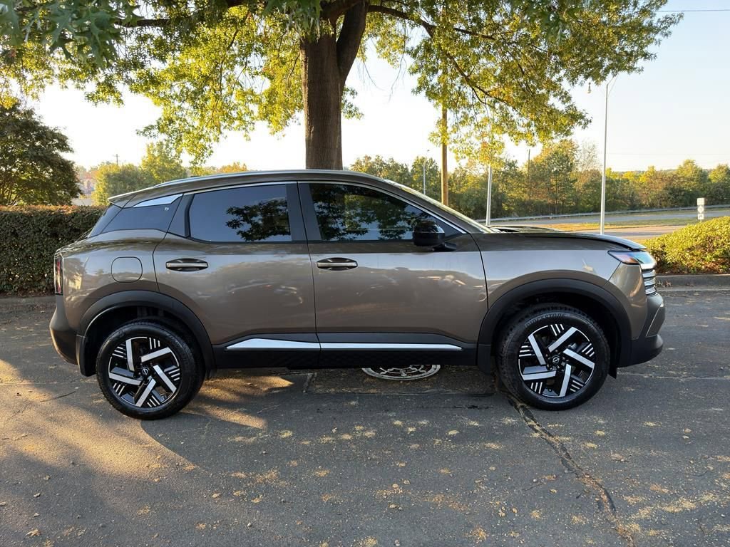 New 2026 Nissan Kicks SV image 8