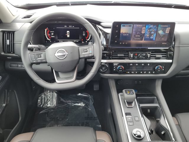 Used 2026 Nissan Pathfinder Platinum AWD/4WD image 12