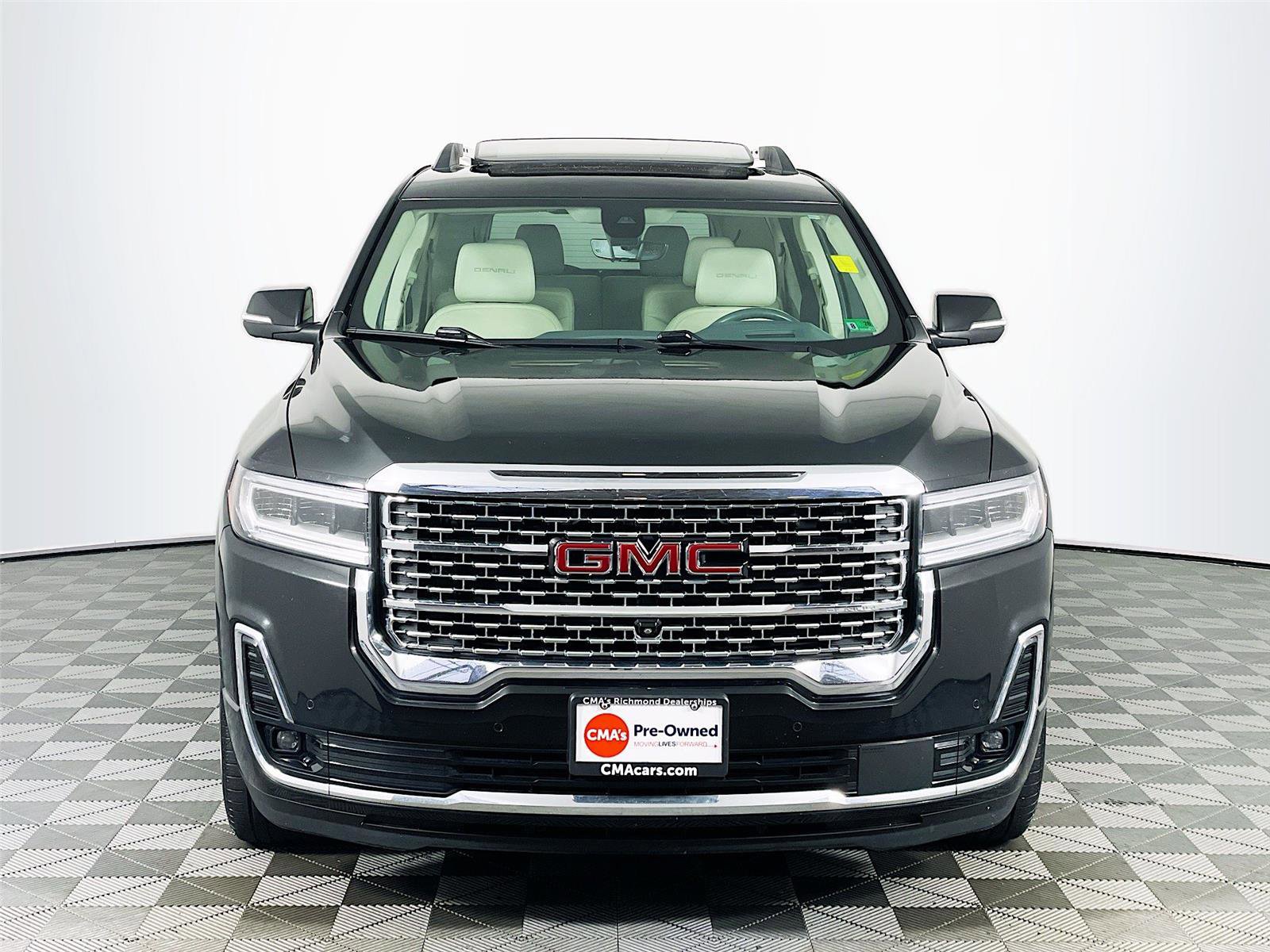 Used 2021 GMC Acadia Denali w/ Denali Technology Package image 2