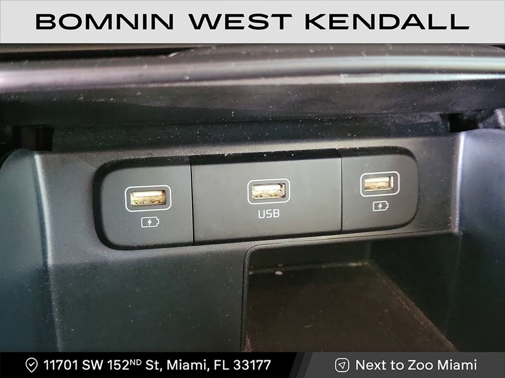 Used 2022 Kia Sorento S image 19