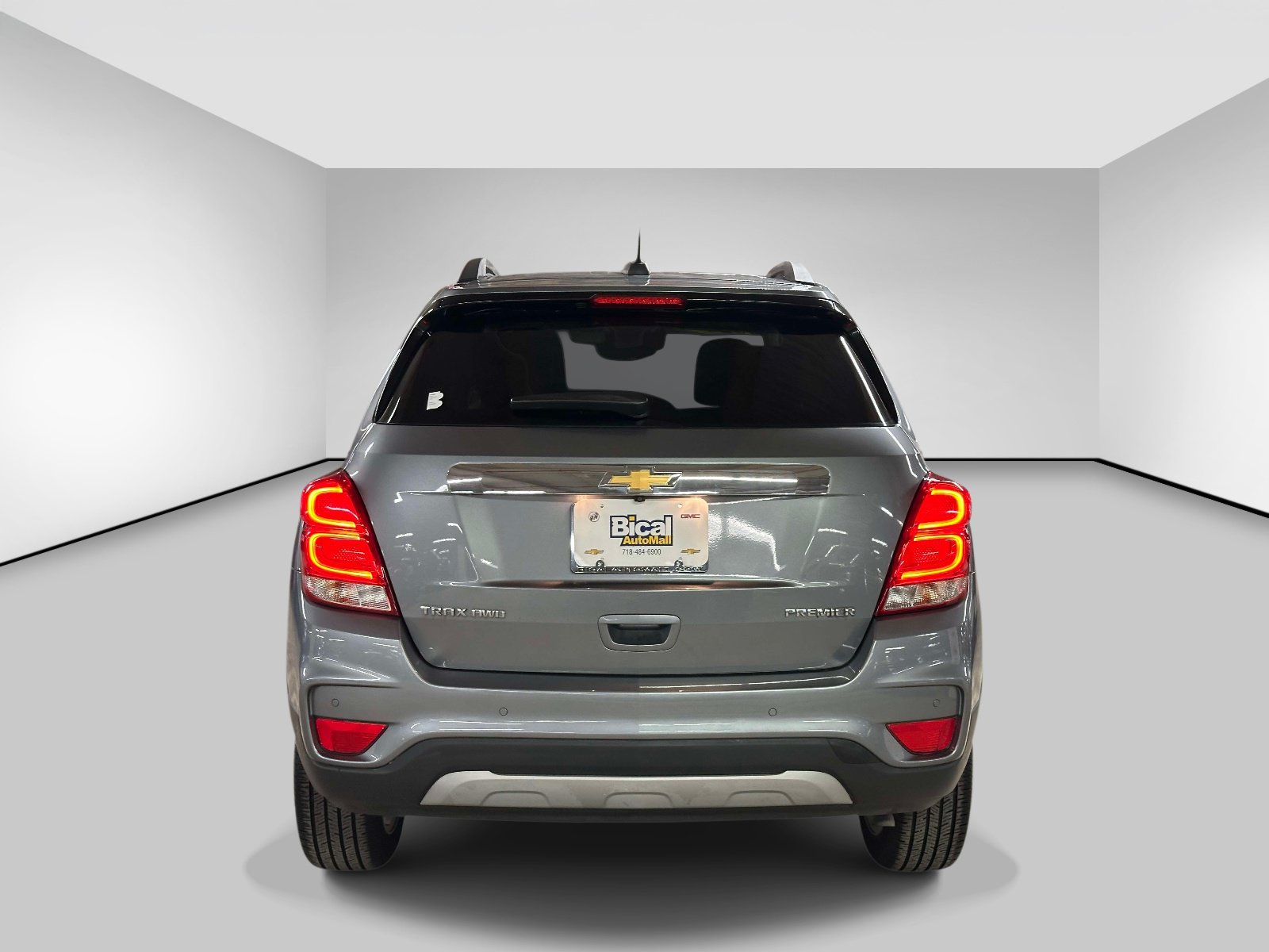 Used 2020 Chevrolet Trax Premier AWD/4WD image 4