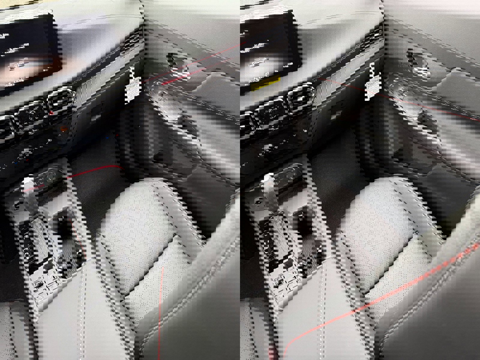 New 2026 Nissan Sentra SR w/ SR Premium Package image 17