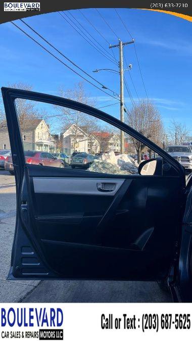 Used 2014 Toyota Corolla LE image 9