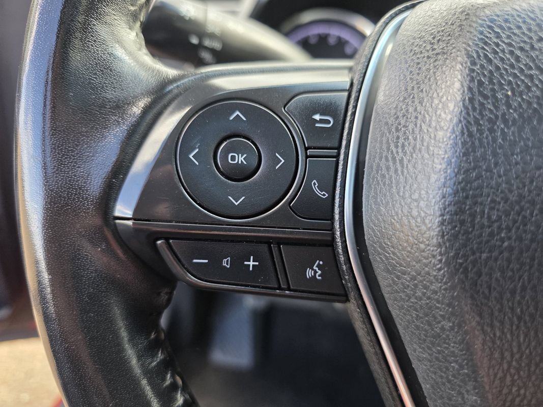 Used 2020 Toyota Camry SE FWD image 29