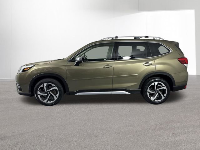 Used 2023 Subaru Forester Touring AWD/4WD image 30