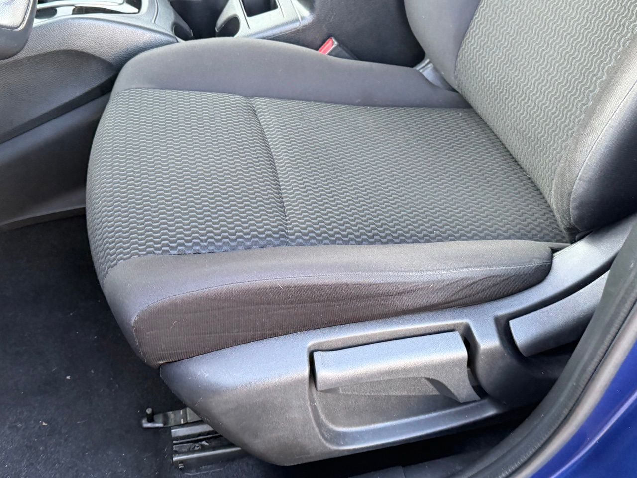 Used 2020 Nissan Rogue Sport S FWD image 24
