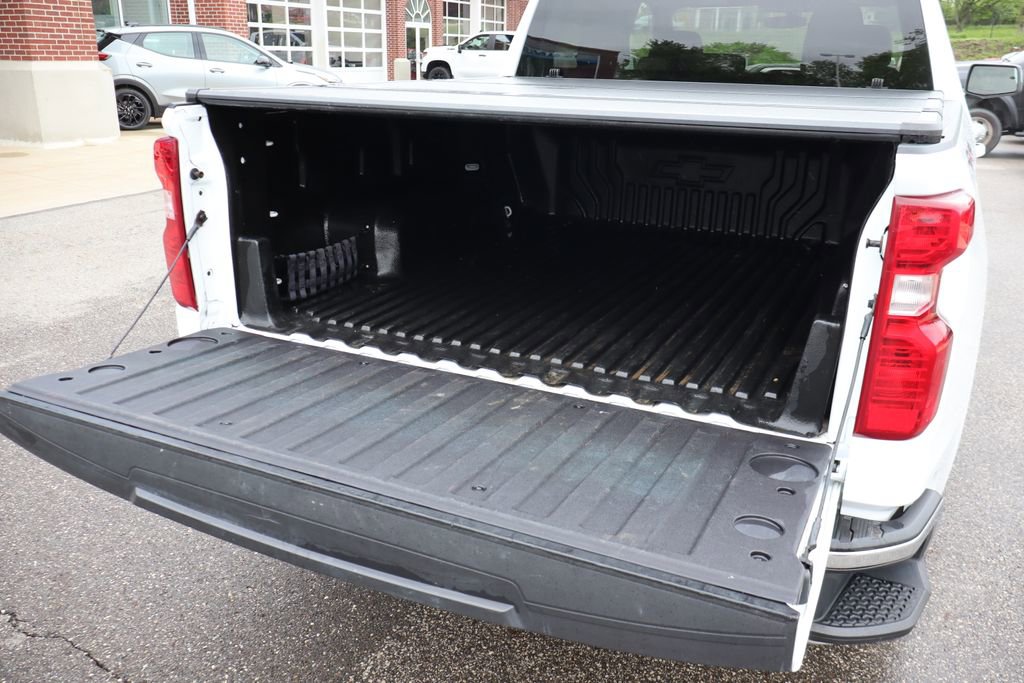 Used 2021 Chevrolet Silverado 1500 LT AWD/4WD image 33