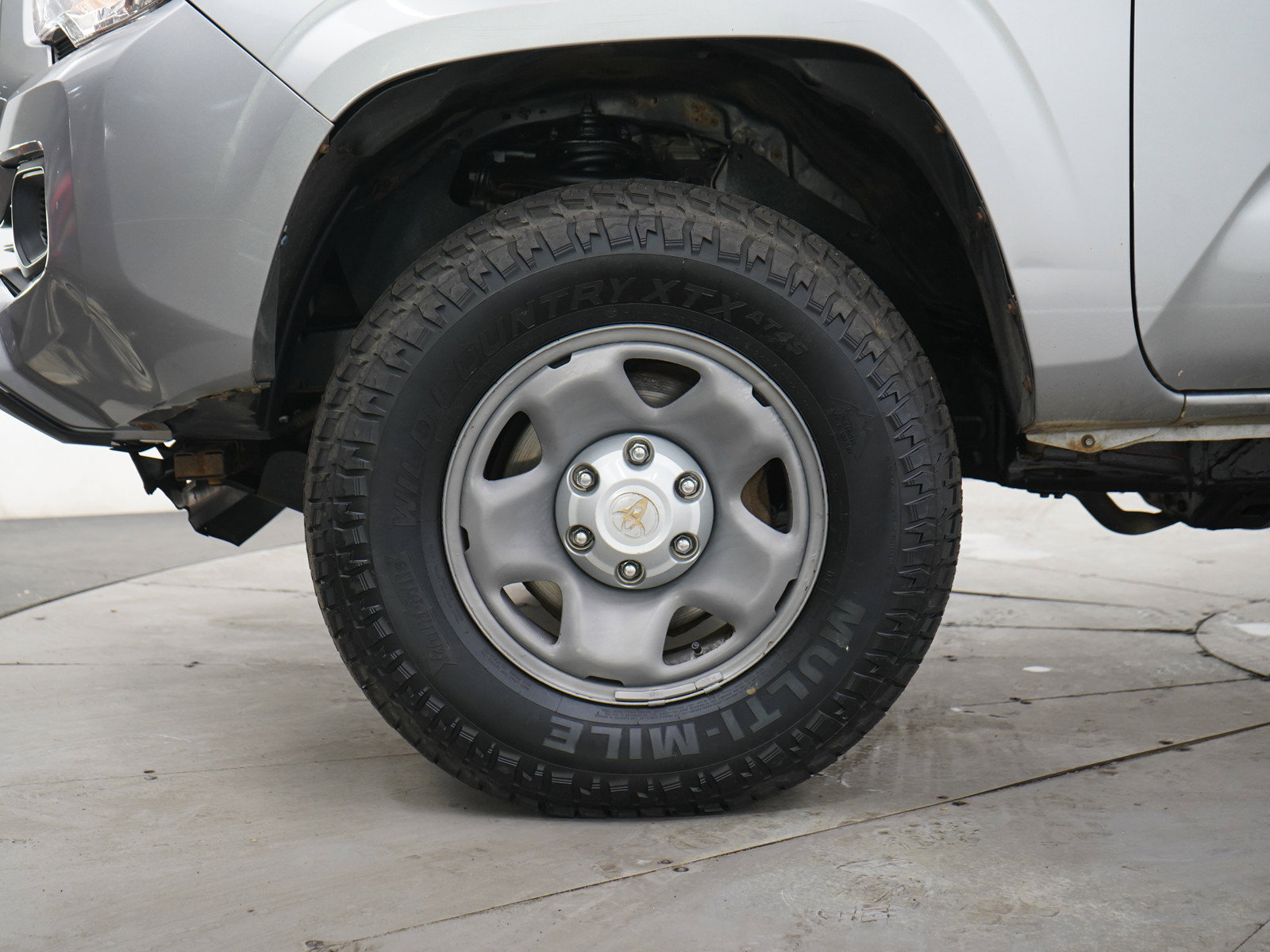 Used 2016 Toyota Tacoma SR w/ Towing Package AWD/4WD image 26