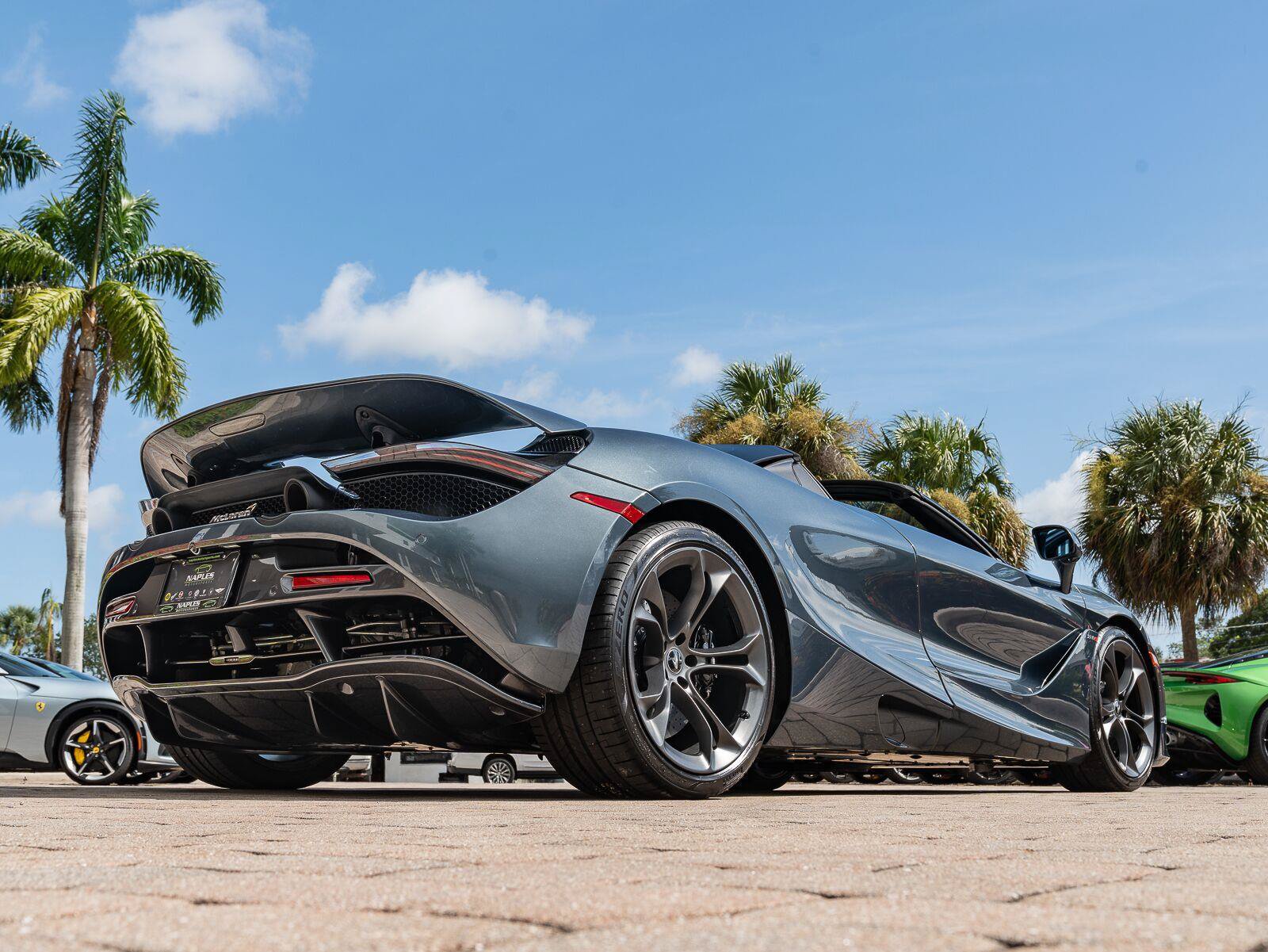 Used 2020 McLaren 720S Spider RWD image 19