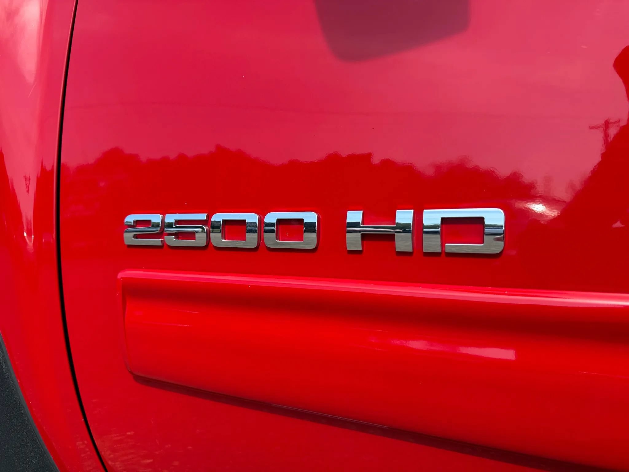 Used 2014 Chevrolet Silverado 2500 LTZ w/ LTZ Plus Package AWD/4WD image 18