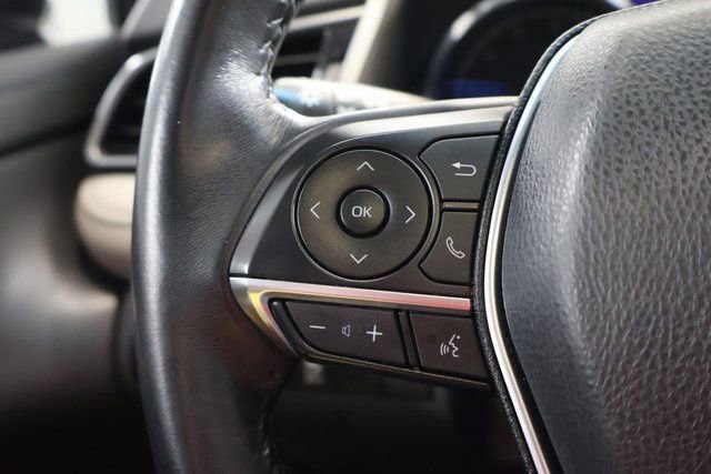 Used 2020 Toyota Camry XLE w/ Navigation Package image 18