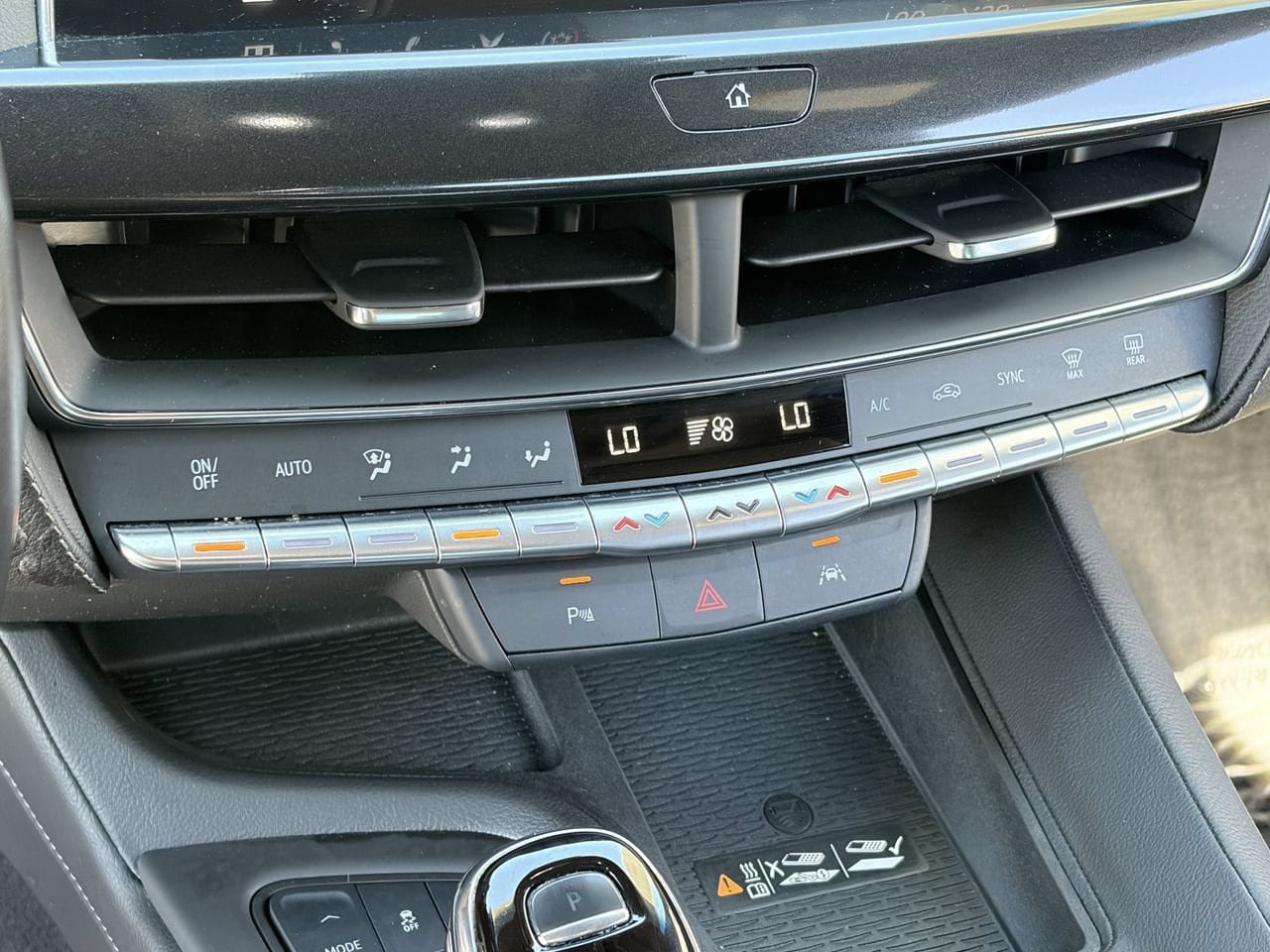 Certified 2024 Cadillac CT5 Luxury w/ Sun And Sound Package RWD image 30