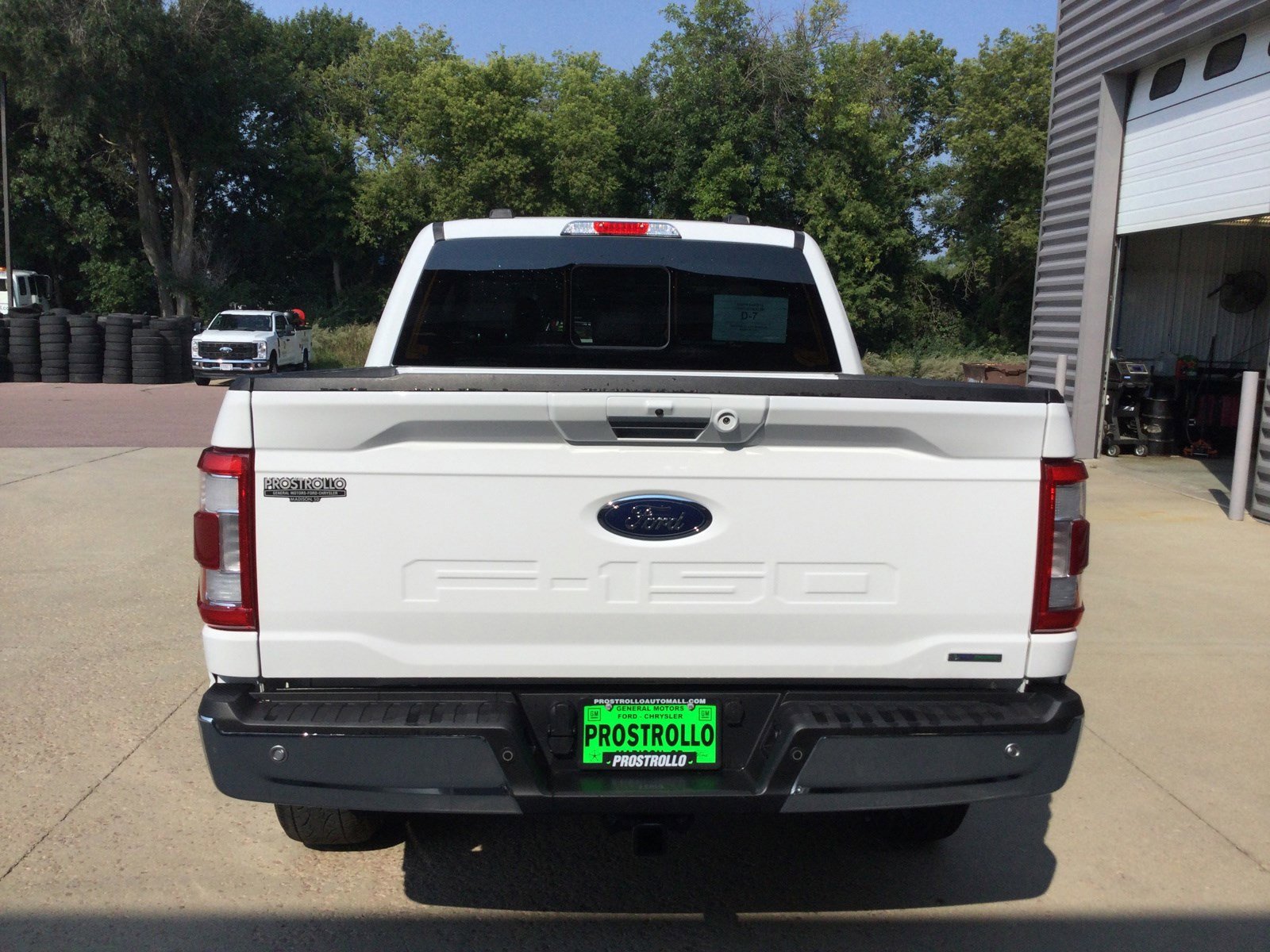 Used 2022 Ford F150 Lariat w/ Max Trailer Tow Package image 4
