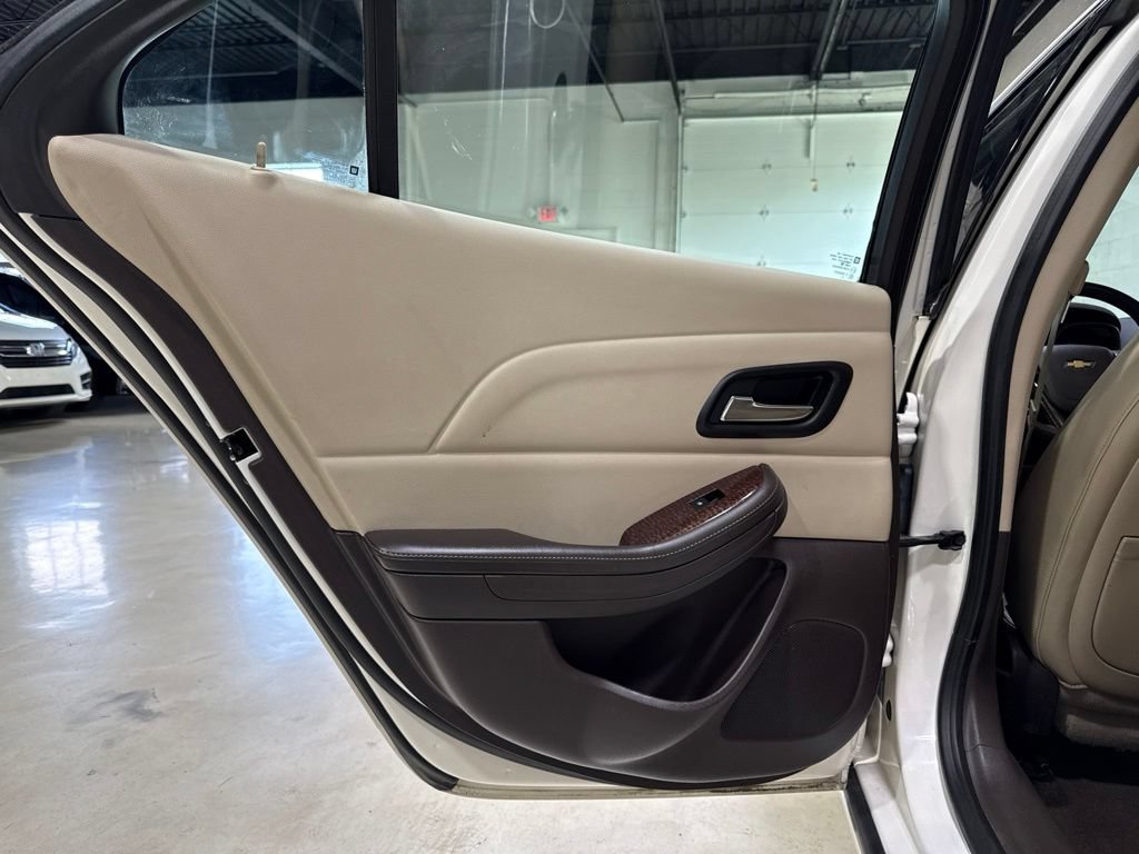Used 2013 Chevrolet Malibu LTZ FWD image 26