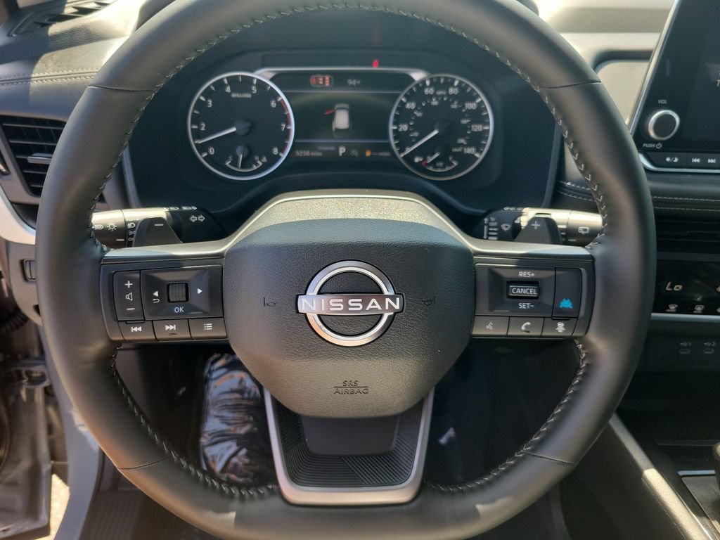 Used 2026 Nissan Rogue SV FWD image 18
