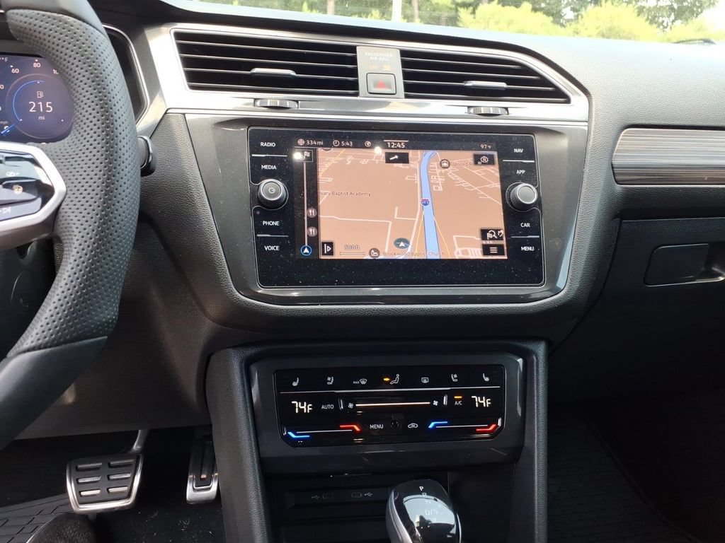 Used 2024 Volkswagen Tiguan SEL R-Line w/ MDO Package, Two-Row AWD/4WD image 19
