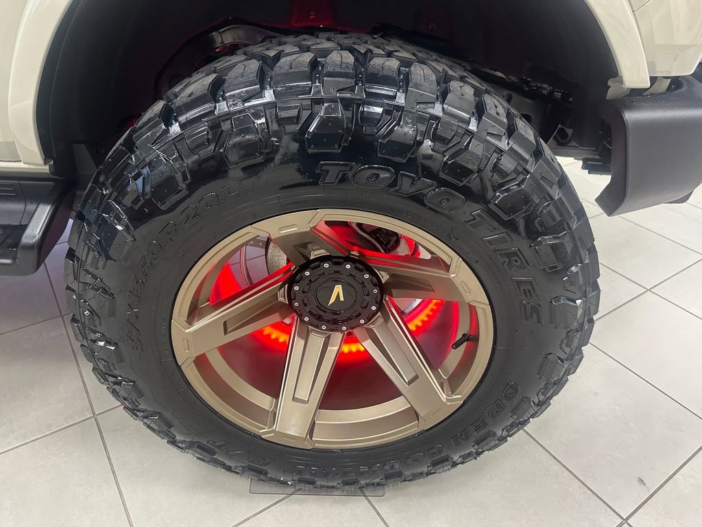 New 2025 Ford Bronco Outer Banks image 24