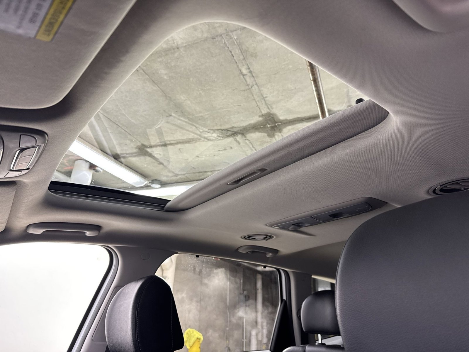 Used 2022 Kia Telluride EX w/ EX Premium Package image 28