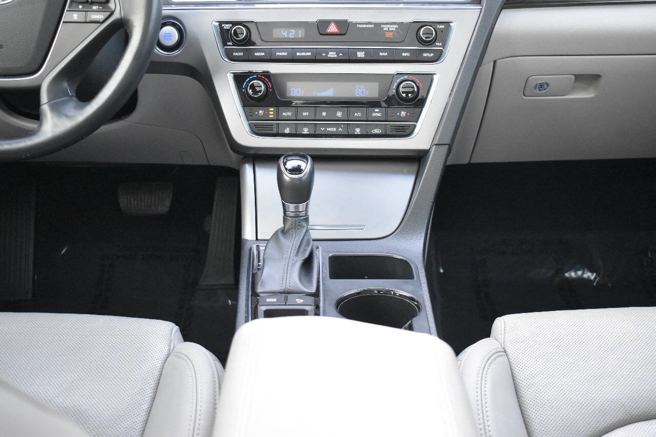 Used 2015 Hyundai Sonata Limited w/ Option Group 06 image 33