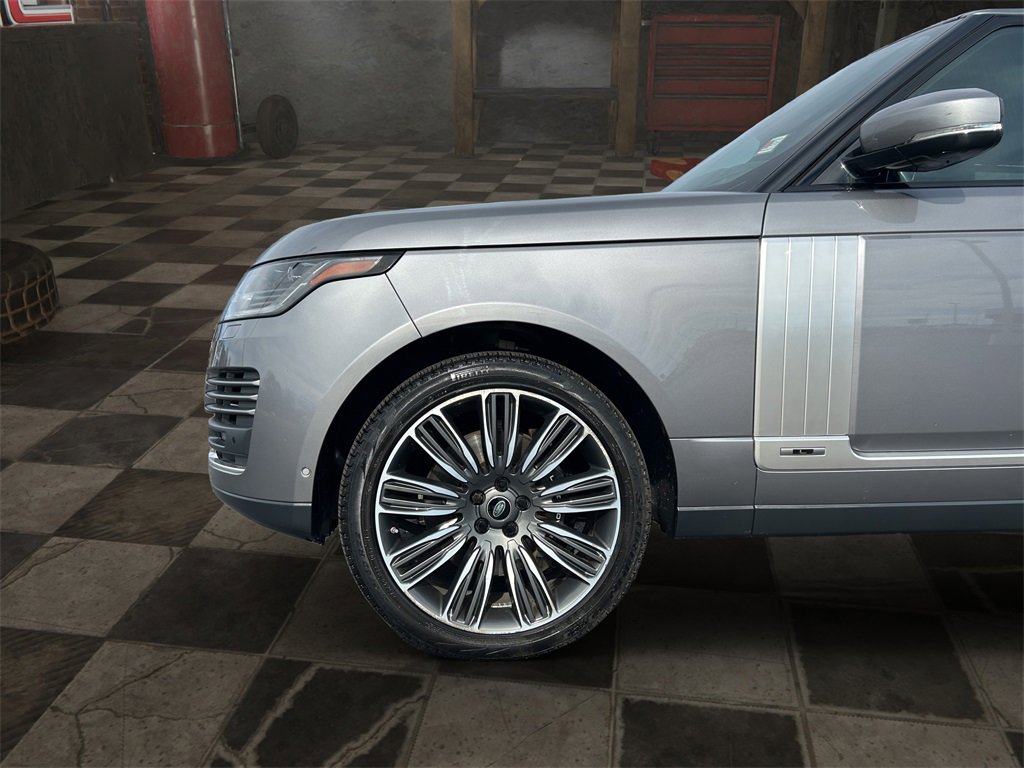 Used 2021 Land Rover Range Rover P525 Westminster Edition LWB image 9