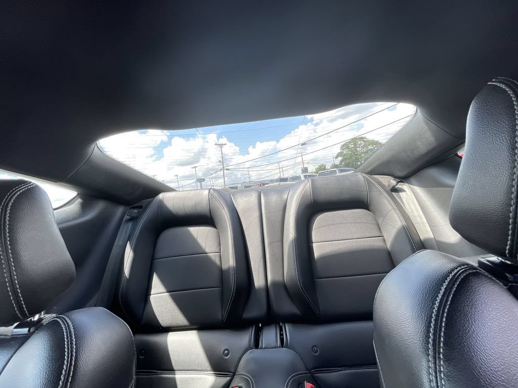 Used 2020 Ford Mustang Premium RWD image 20