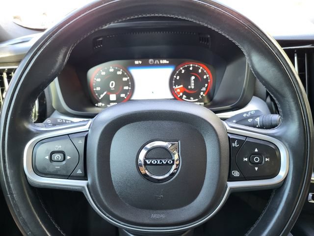 Used 2018 Volvo XC60 T5 Momentum w/ Convenience Package AWD/4WD image 15