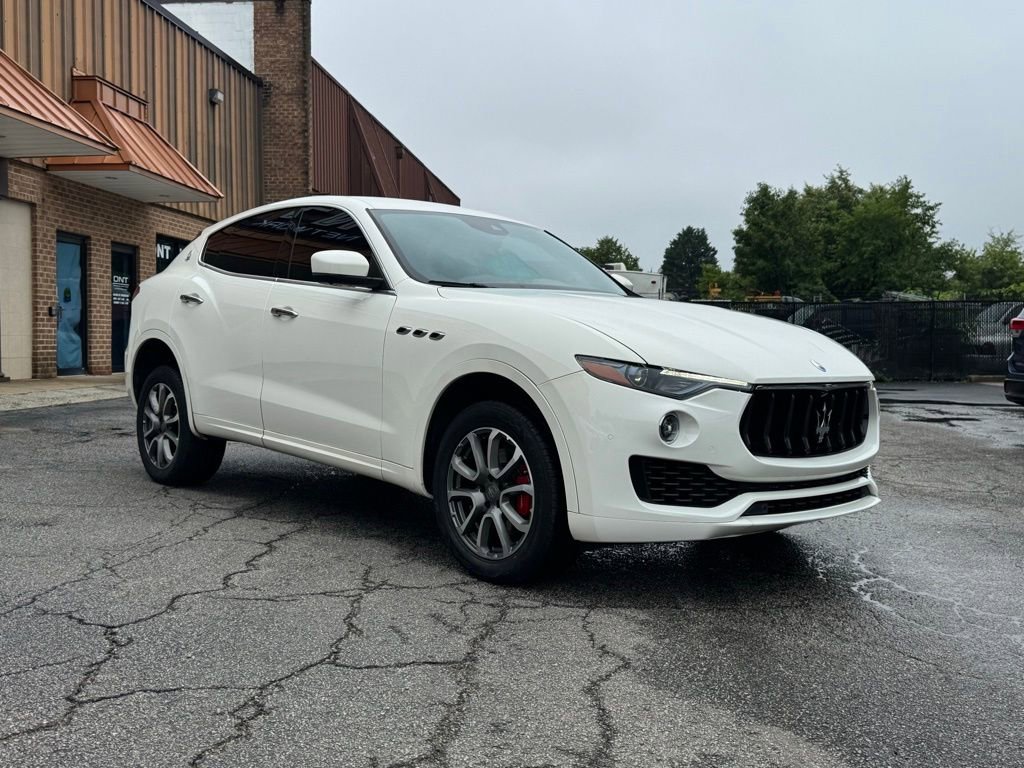 Used 2019 Maserati Levante image 8