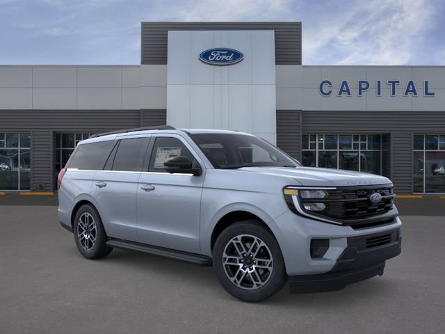 New 2026 Ford Expedition Active RWD image 7