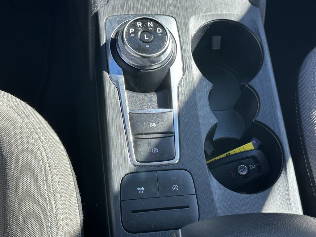 Used 2022 Ford Escape SE image 26