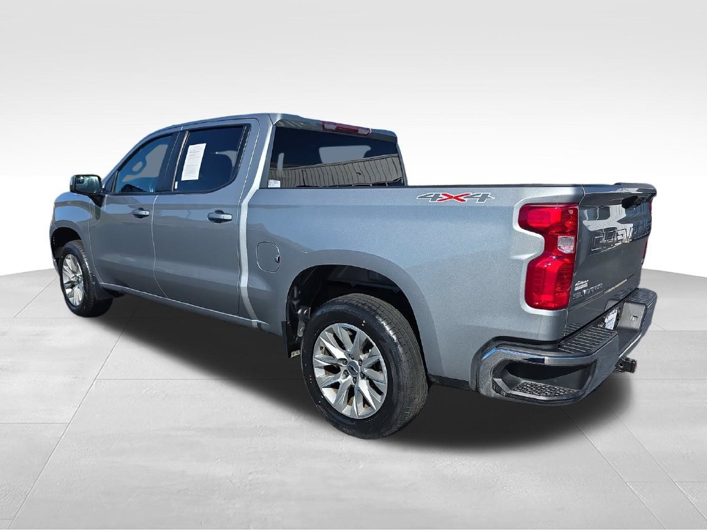 Used 2023 Chevrolet Silverado 1500 LT AWD/4WD image 3