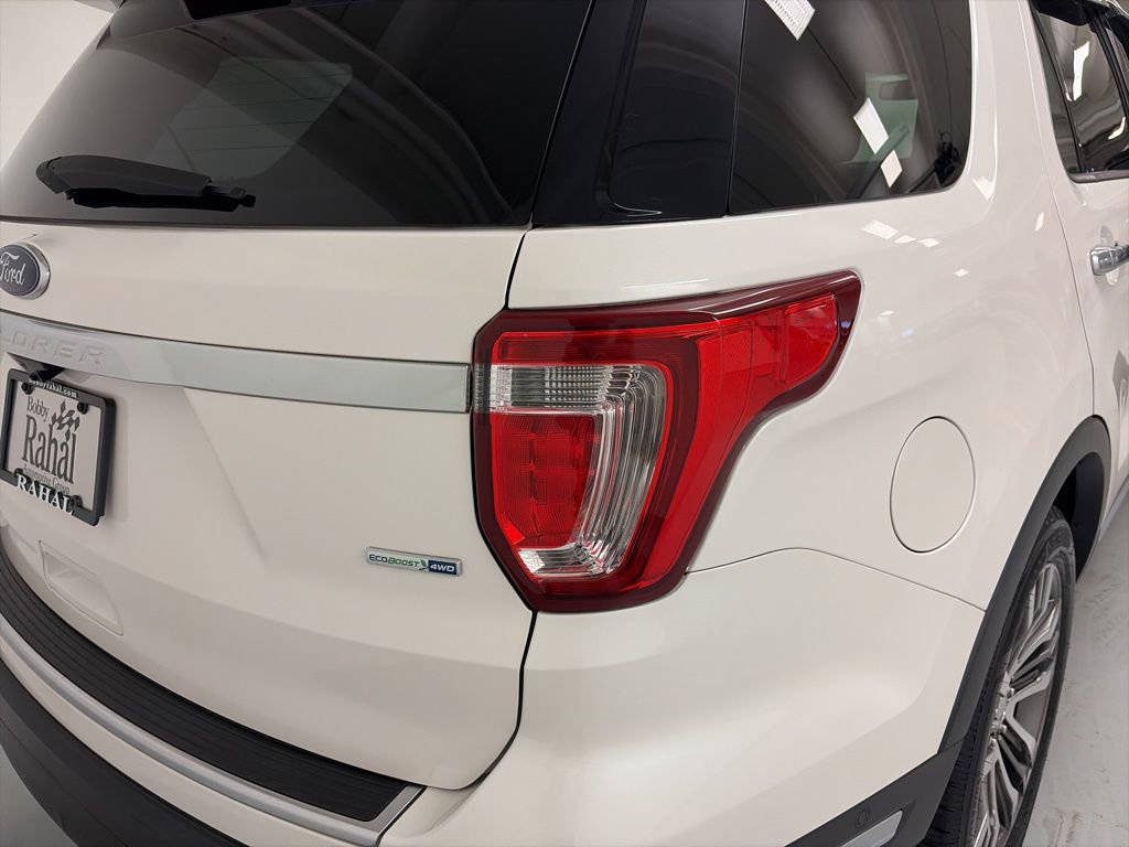 Used 2018 Ford Explorer Platinum AWD/4WD image 9