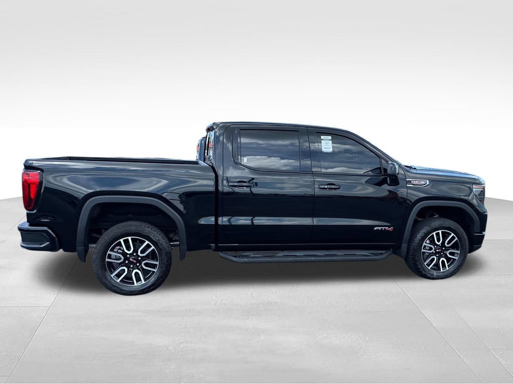 Used 2026 GMC Sierra 1500 AT4 w/ AT4 Premium Package AWD/4WD image 7