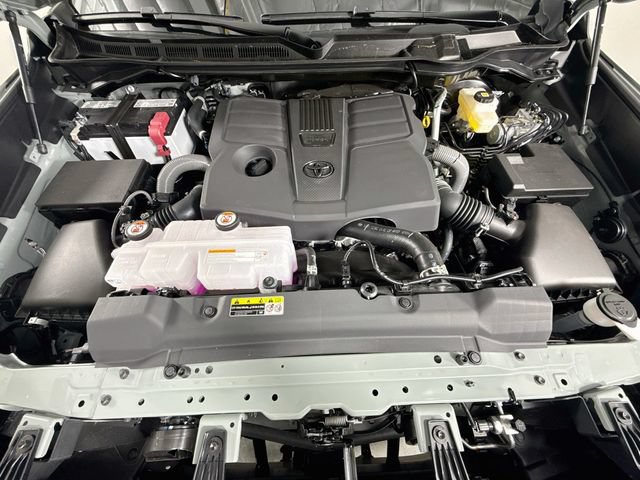 New 2026 Toyota Tundra Limited AWD/4WD image 30