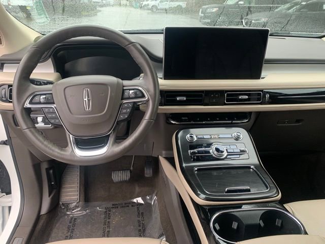 Used 2022 Lincoln Nautilus Standard w/ Premium Package image 20