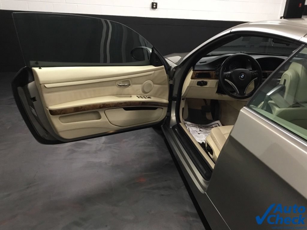 Used 2008 BMW 335i Convertible RWD image 26