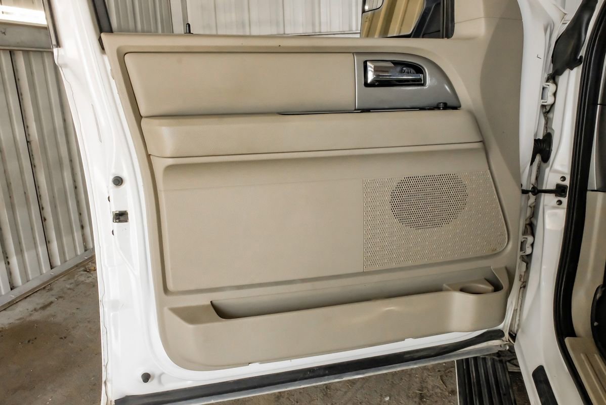 Used 2014 Ford Expedition EL Limited w/ Equipment Group 301A AWD/4WD image 44