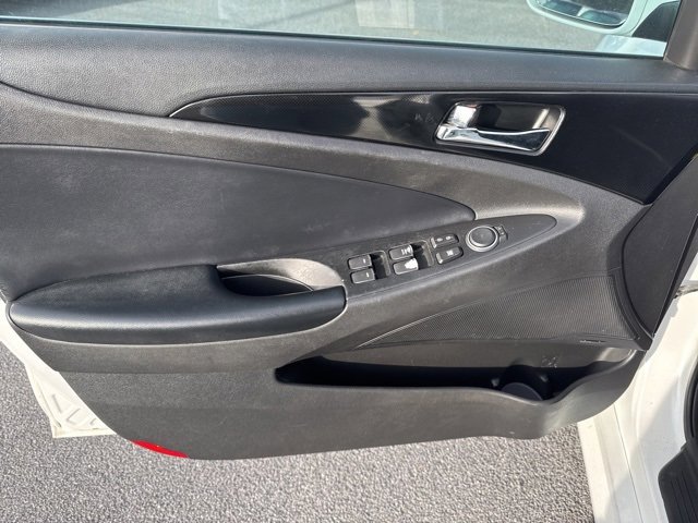 Used 2014 Hyundai Sonata SE w/ Premium Package 04 image 15