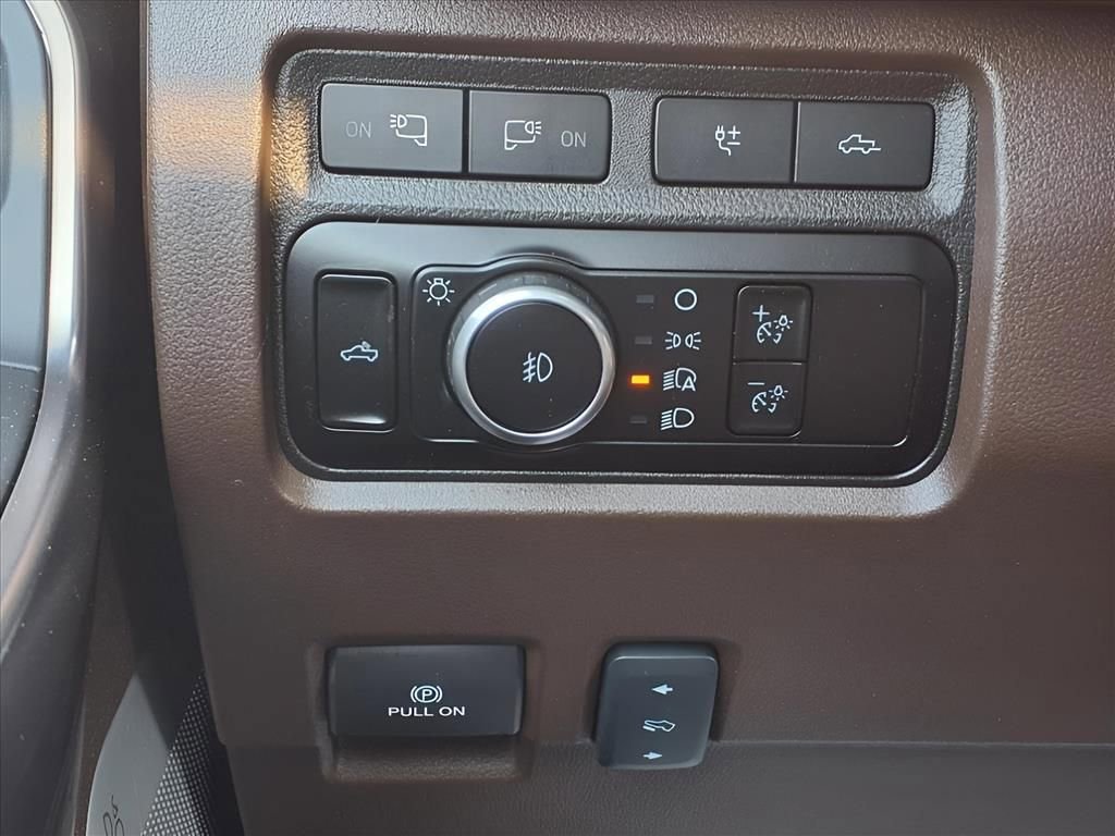 Used 2024 Ford F350 King Ranch image 18