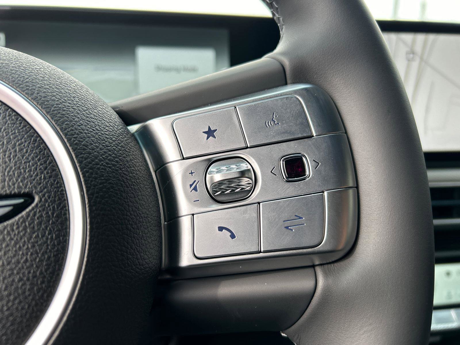 New 2025 Genesis GV60 Advanced image 14