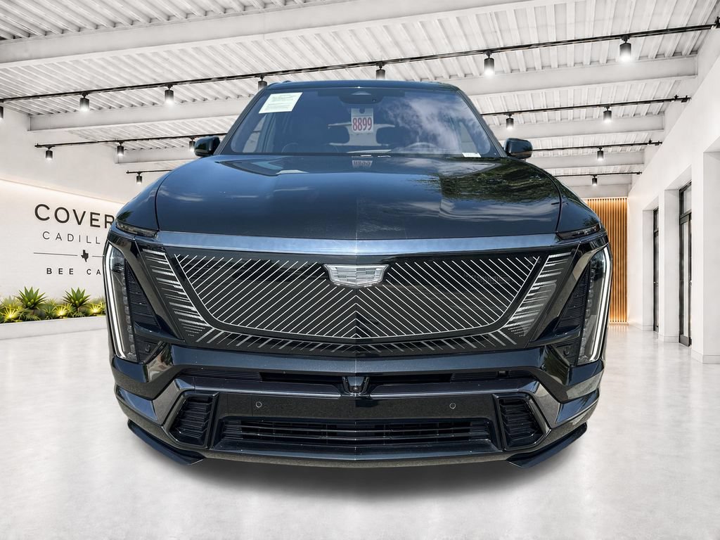 Used 2026 Cadillac Vistiq Platinum w/ LPO, Floor Liner Package AWD/4WD video 3