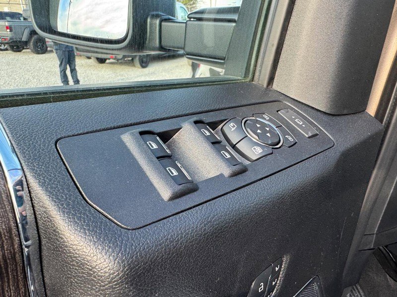 Used 2021 Ford F350 Lariat w/ Lariat Ultimate Package image 17