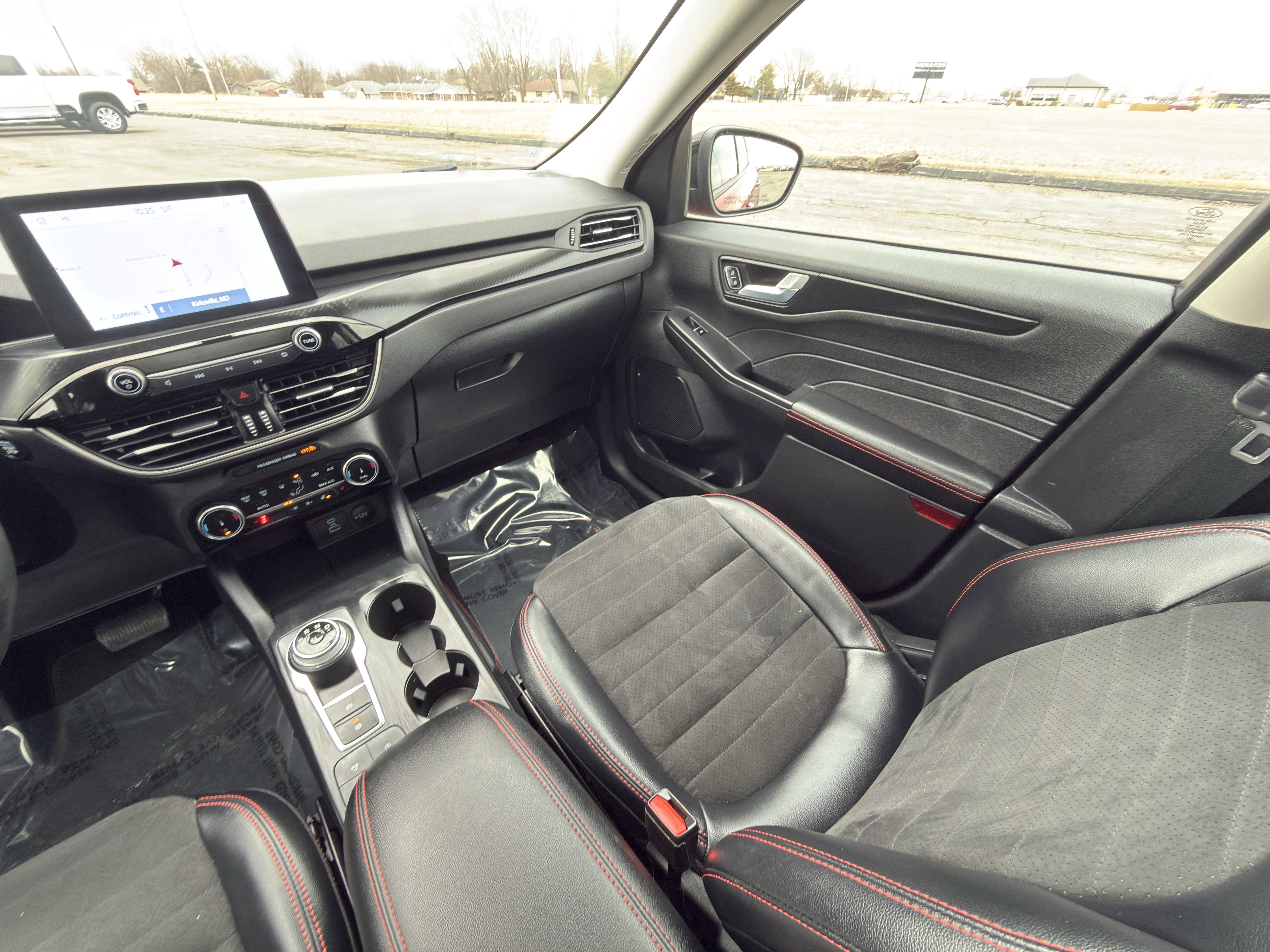 Used 2022 Ford Escape SEL w/ SEL Stealth AWD Package image 32