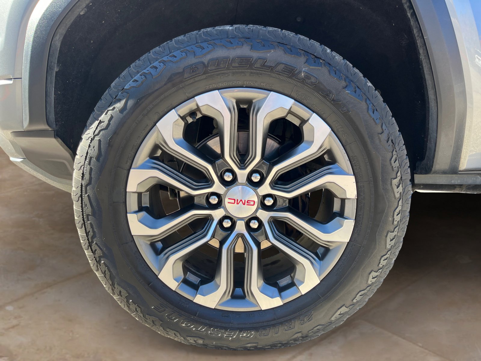 Used 2023 GMC Canyon Denali image 24