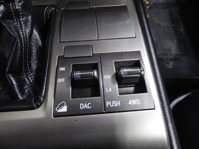 Used 2014 Lexus GX 460 image 16