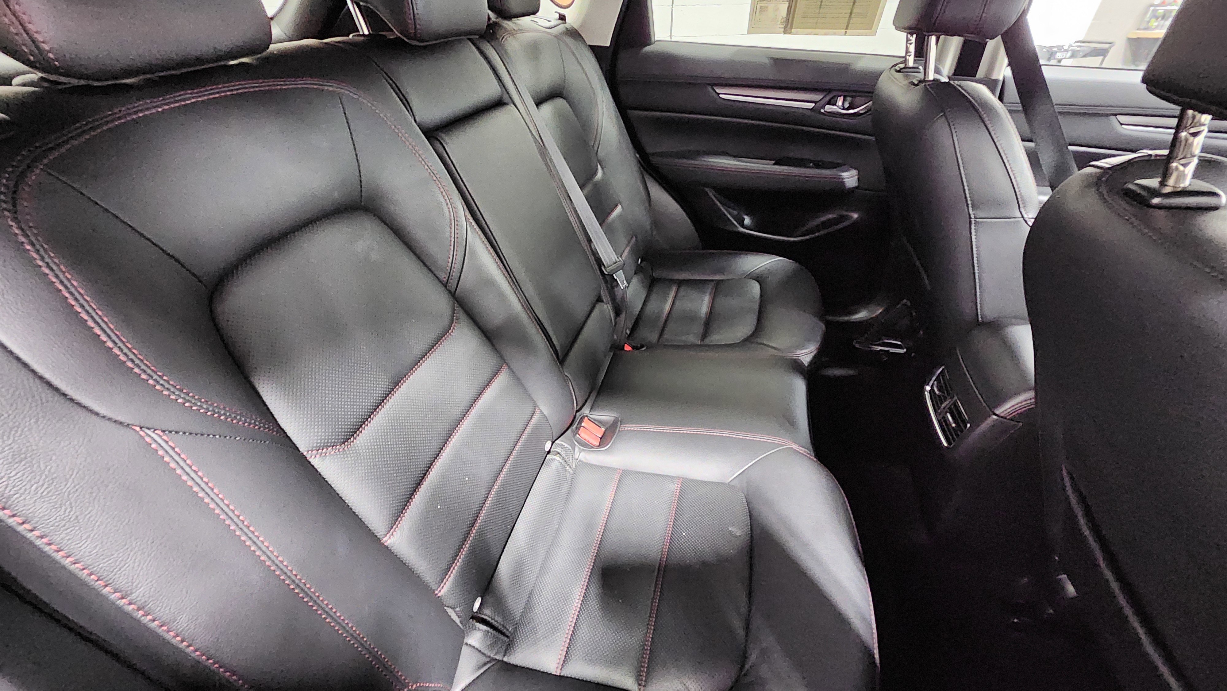 Used 2021 MAZDA CX-5 Carbon Edition image 20