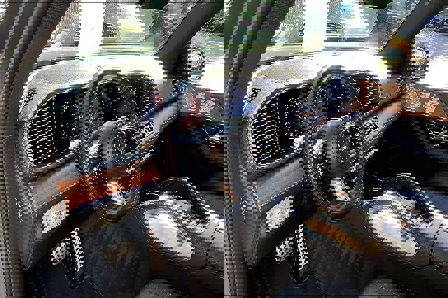 Certified 2024 Mercedes-Benz GLS 450 4MATIC w/ AMG Line Exterior image 18