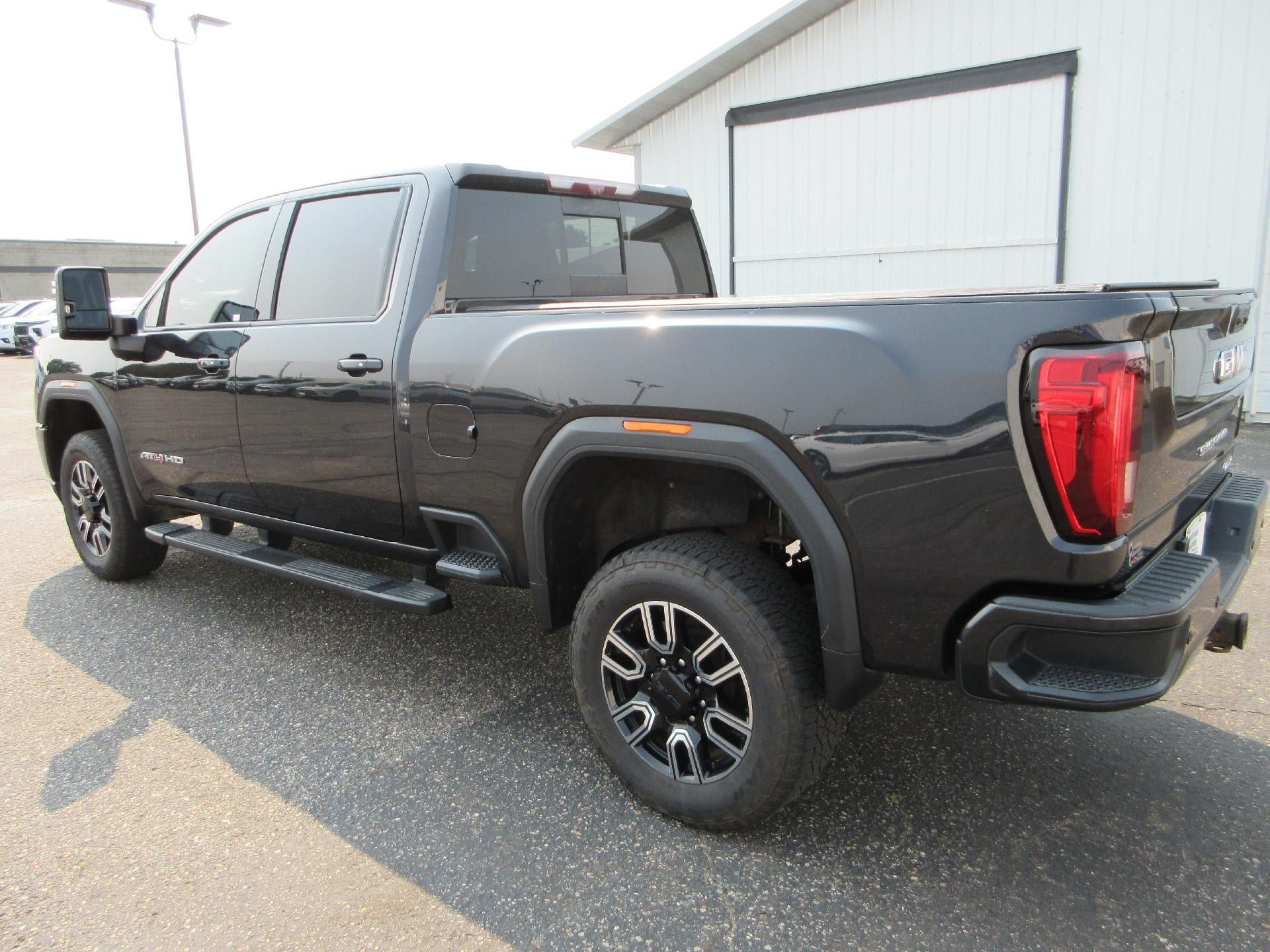 Certified 2020 GMC Sierra 3500 AT4 w/ AT4 Premium Package AWD/4WD image 7