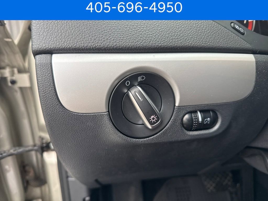 Used 2014 Volkswagen Jetta SE image 18